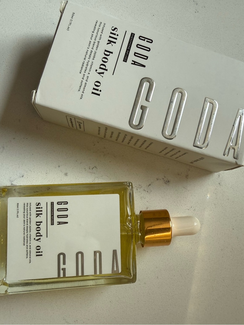 NIB Goda® Silk Body Oil - Picture 2 of 5